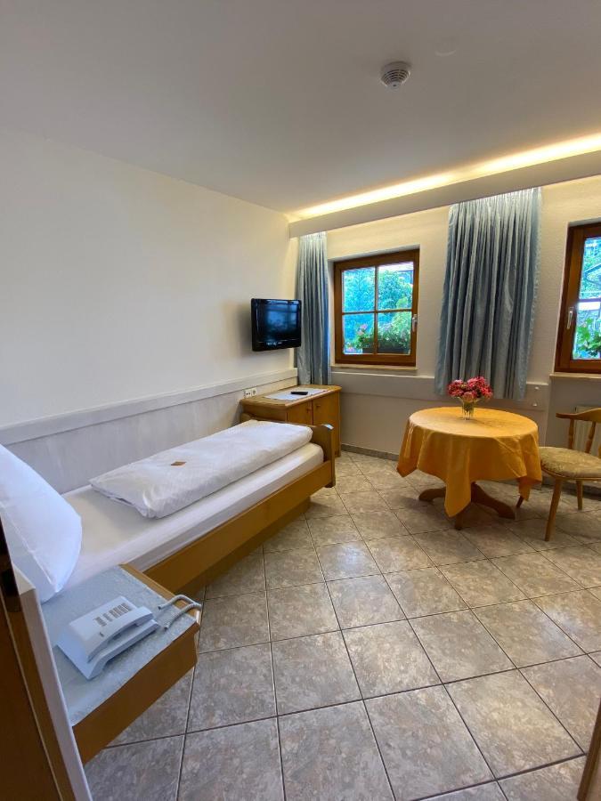 Hotel Haus Seehang Konstanz Bagian luar foto